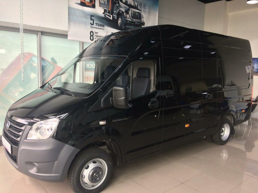 Газель Некст фургон черный