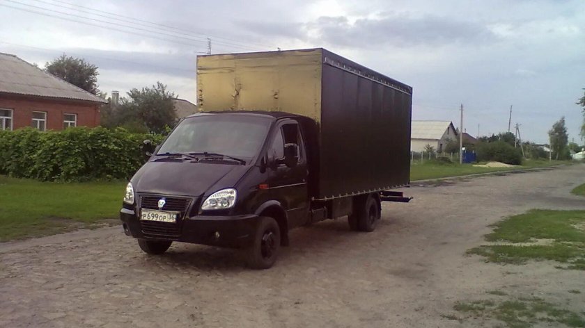 Газель 3302 на чёрных штампах