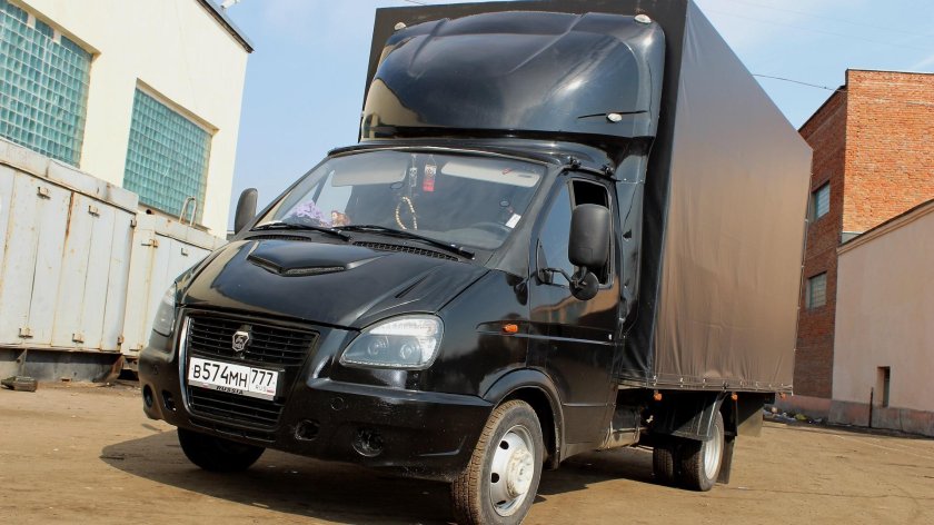 Черная Газель 3302