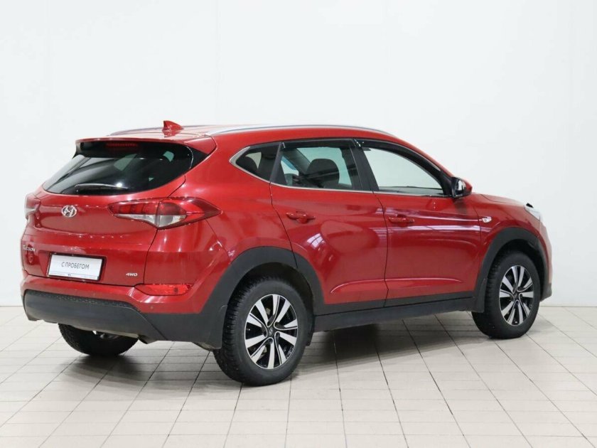 Хендай Туксон красный 2013