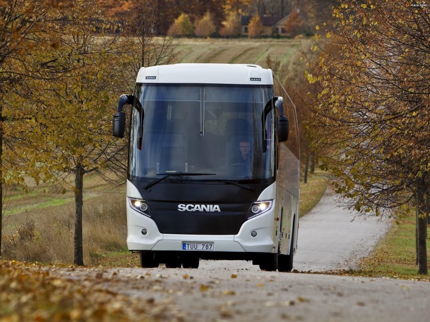 Scania Touring 4x2