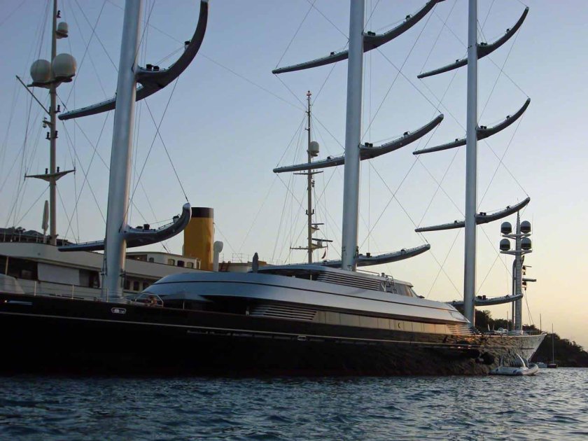 Яхта Мальтис Фалькон