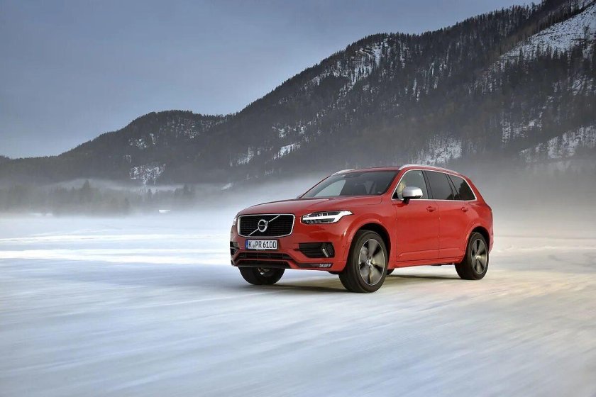 Volvo xc90 Red