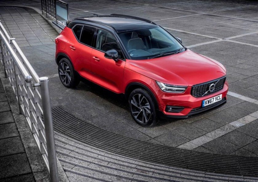 Volvo xc40 Red