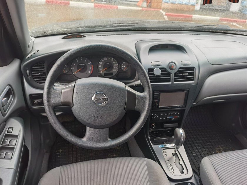 Ниссан Альмера Классик 1.6 механика смешные