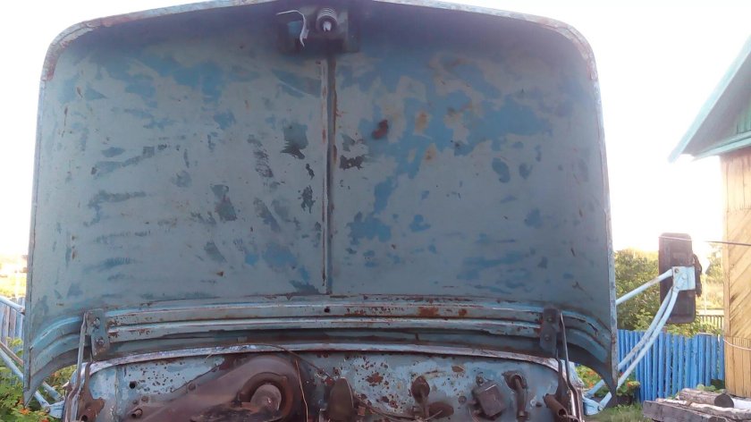 Капот от ГАЗ 53