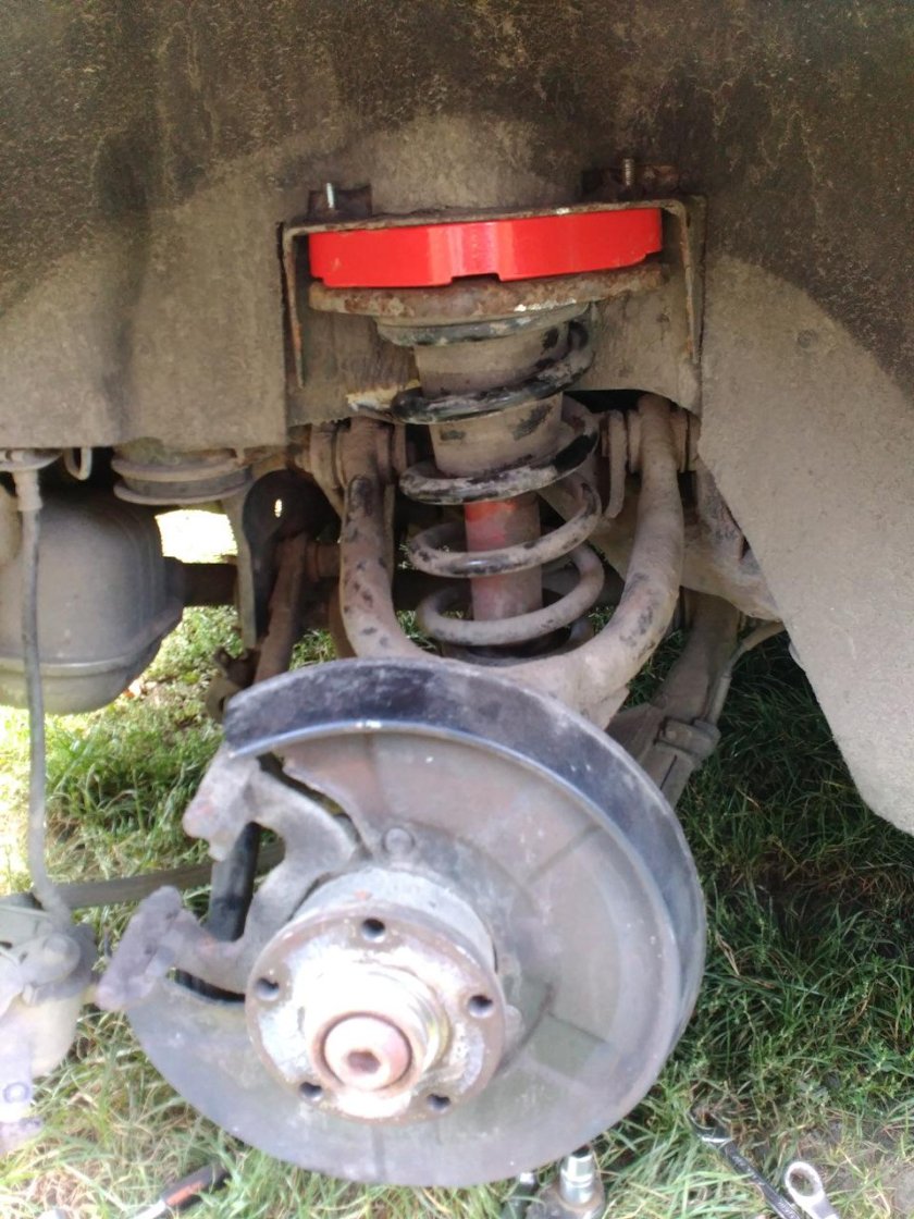 Проставки на Ауди 100