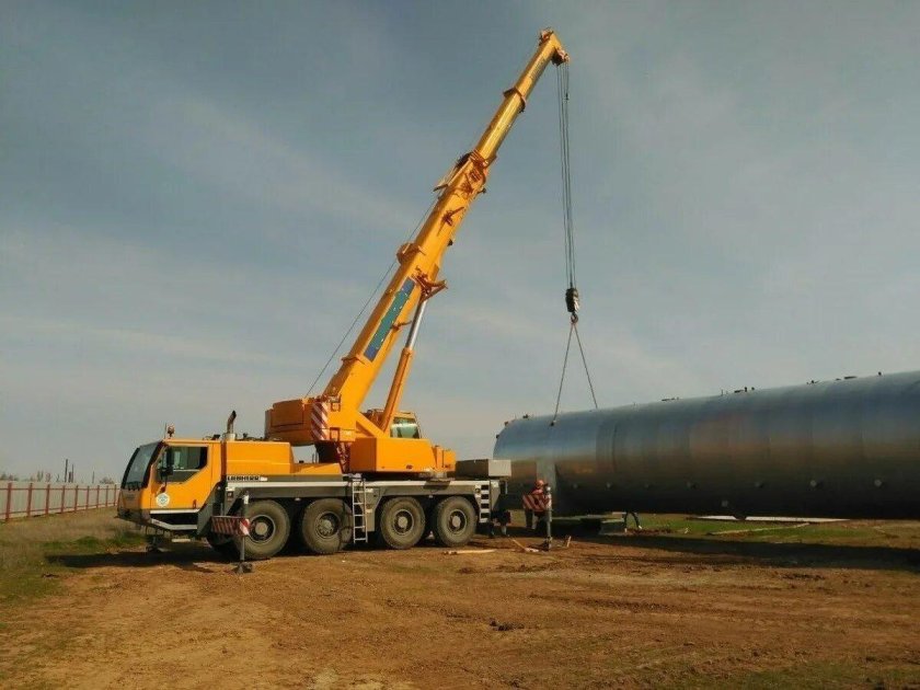 Кран Либхер 50т