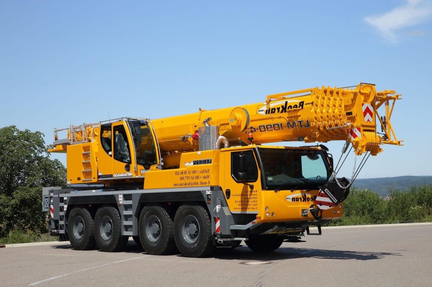 Liebherr LTM 1090-4.1