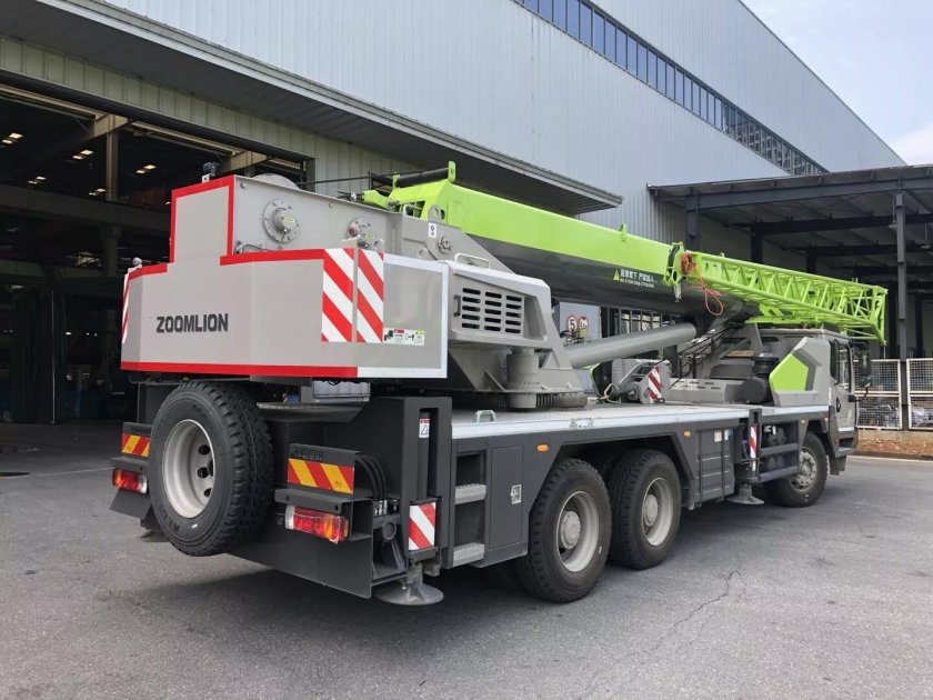 Зумлион кран 30 тонн