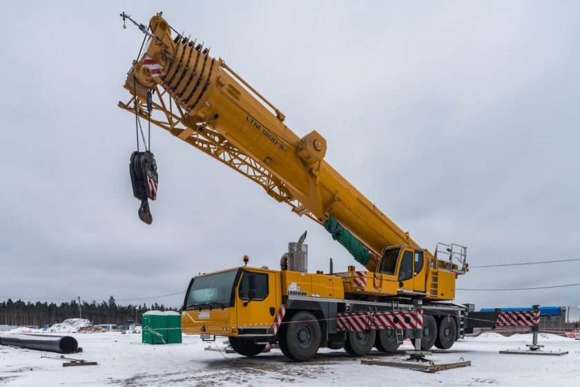 Liebherr LTM 1200-5.1