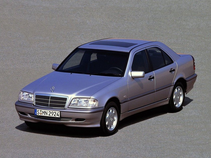 Mercedes Benz c class w202