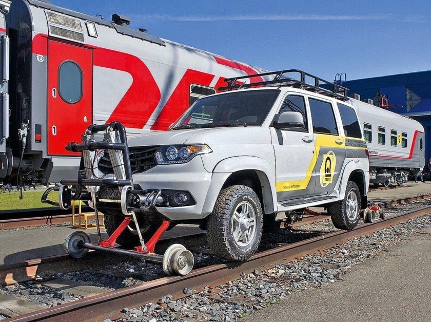 Локомобиль УАЗ Патриот