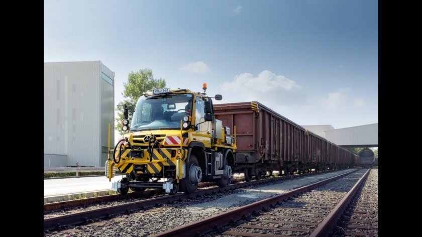 Локомобиль Unimog