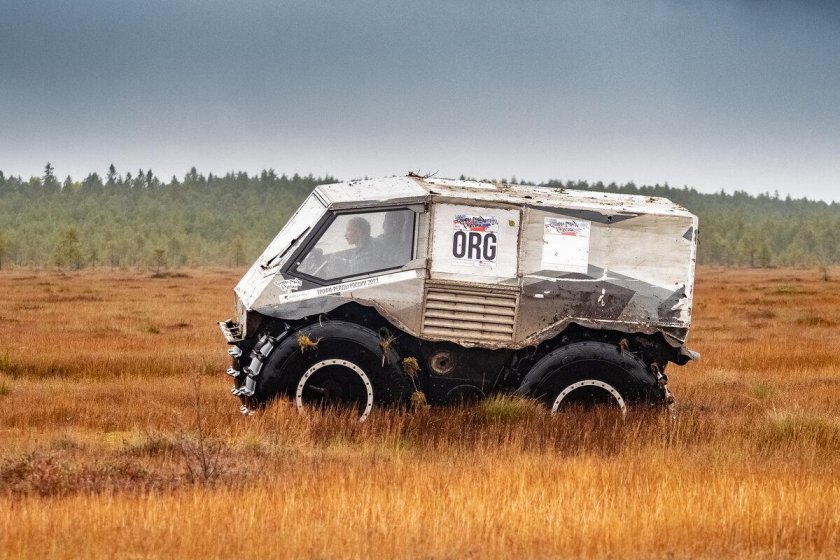 Вездеход трофи 2022 гусеничный