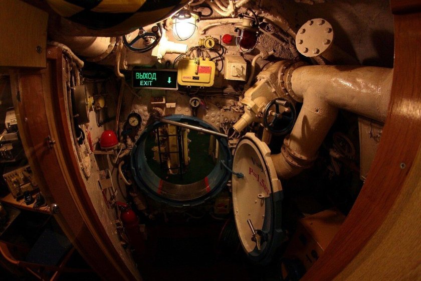 Трюм подводной лодки