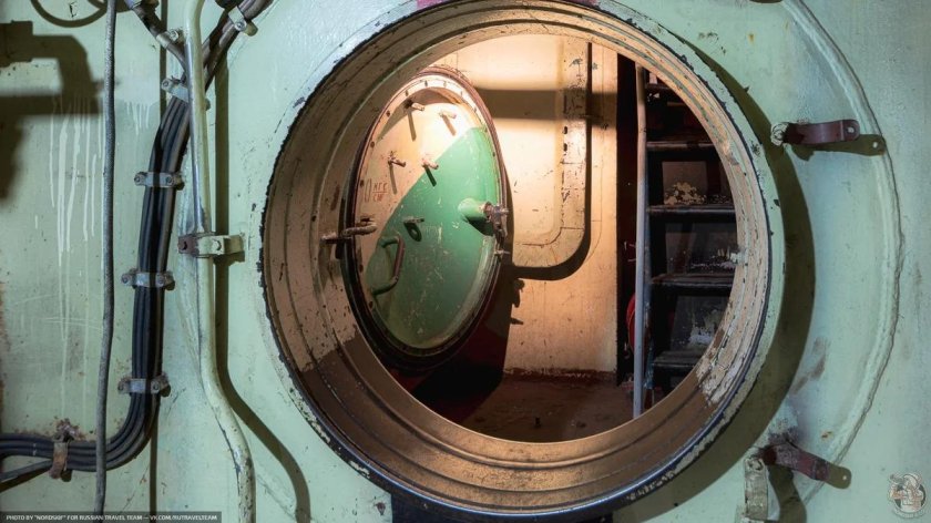 Слухач на подводной лодке 7