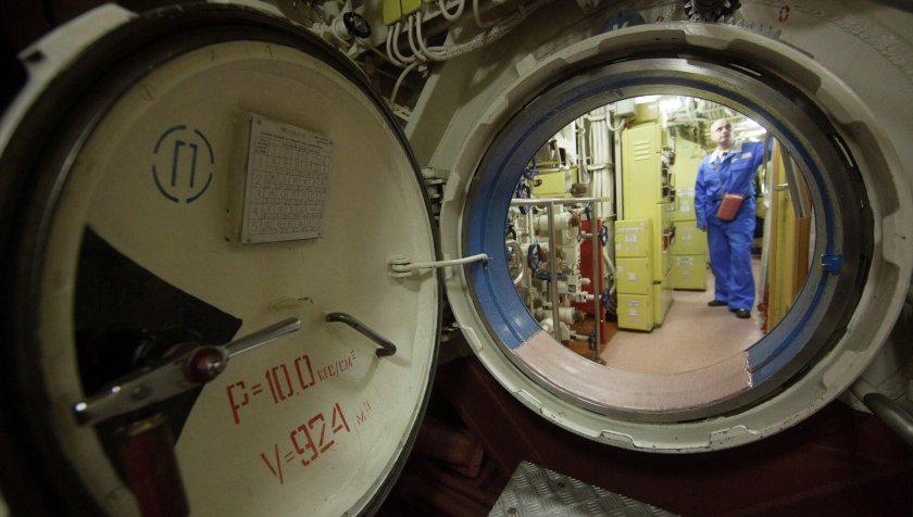 Верхний рубочный люк подводной лодки