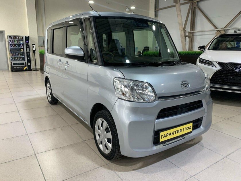 Daihatsu tanto 0.7 cvt