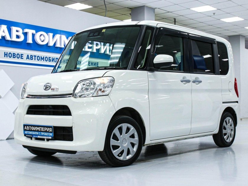 Daihatsu tanto 0.7 CVT фото салона