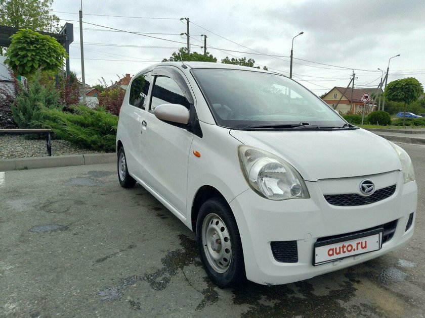 Белый Дайхатсу