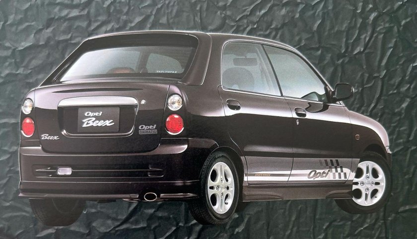 Daihatsu opti 1998