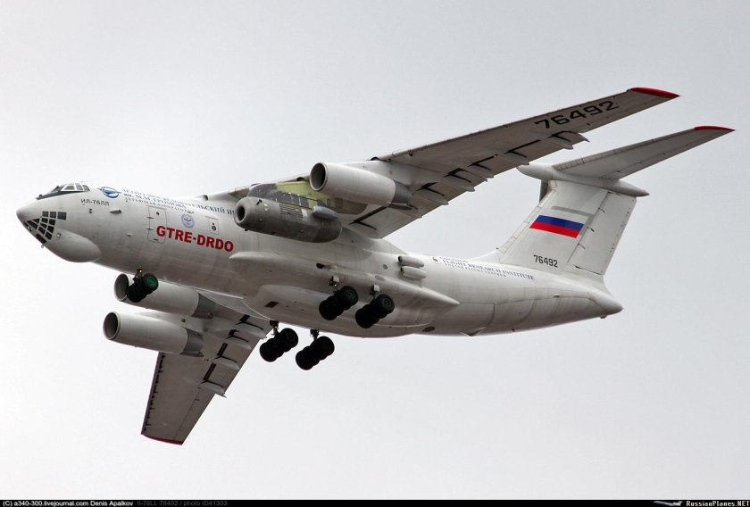 Самолёт ил-76 ЛЛ