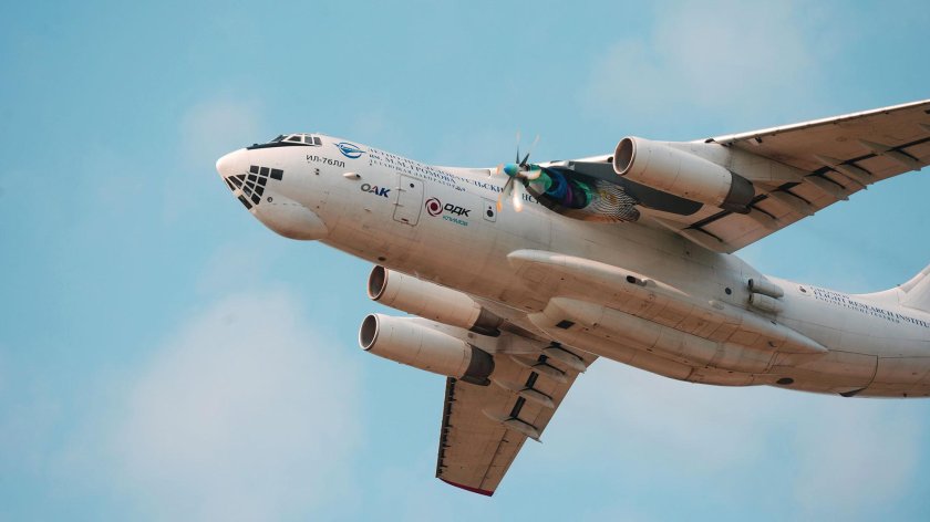 Ил-114 военно-транспортный самолёт