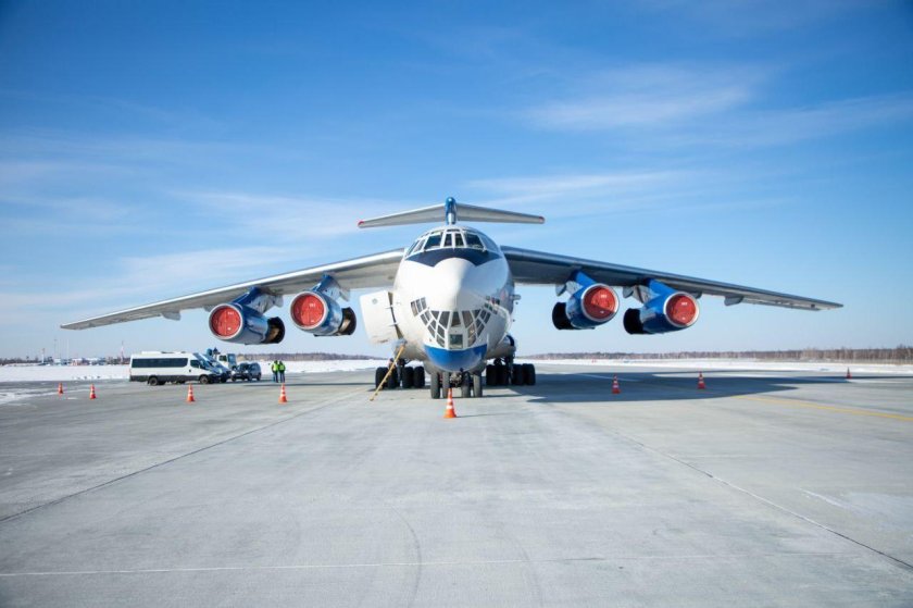 Грузовой самолет ил 76