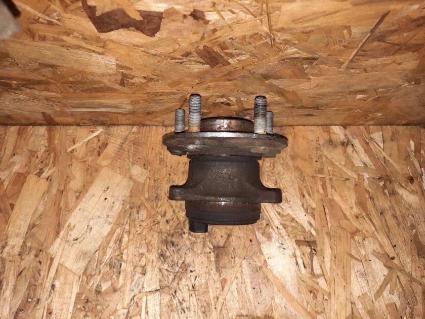 Ступица задняя ford focus