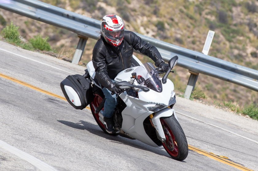 Ducati Supersport 950s