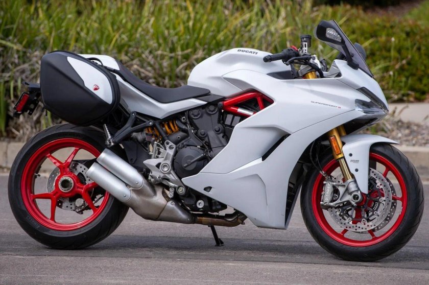 Ducati Supersport 2020