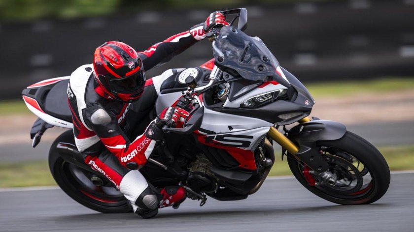 Ducati multistrada v 4 s