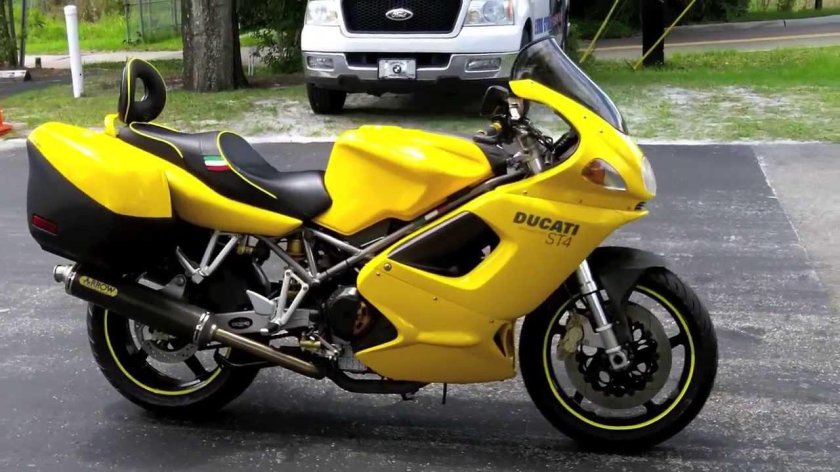 Ducati st4