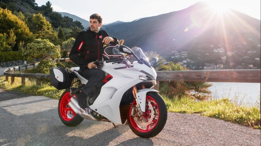 Ducati Supersport 950