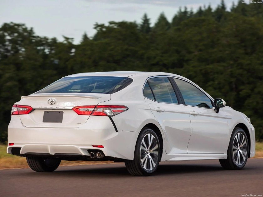 Toyota Camry 2018