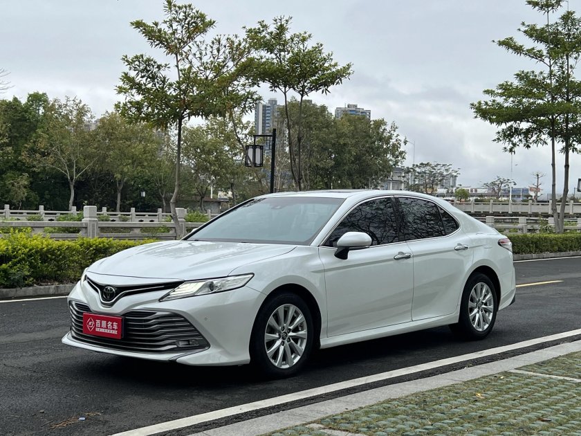 Toyota camry 2