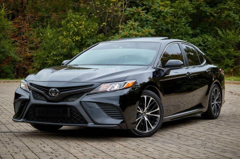 Toyota Camry 2018