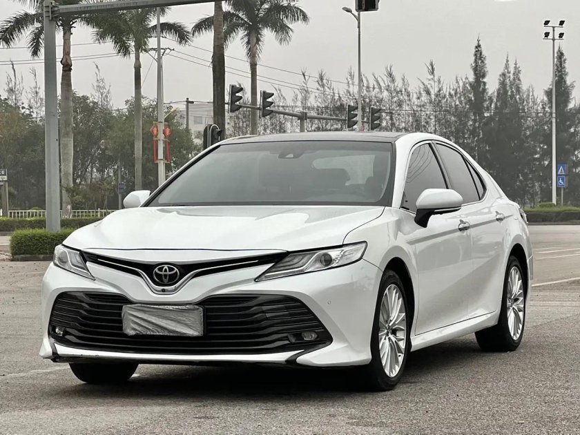 Toyota camry 2021