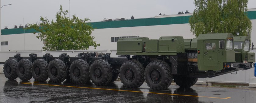 МЗКТ 79221 шасси