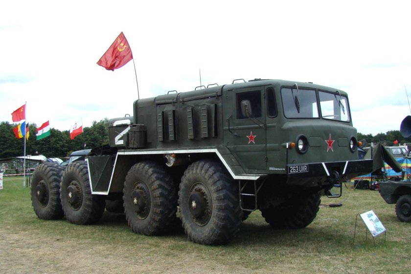Седельный тягач КЗКТ-7428 Русич