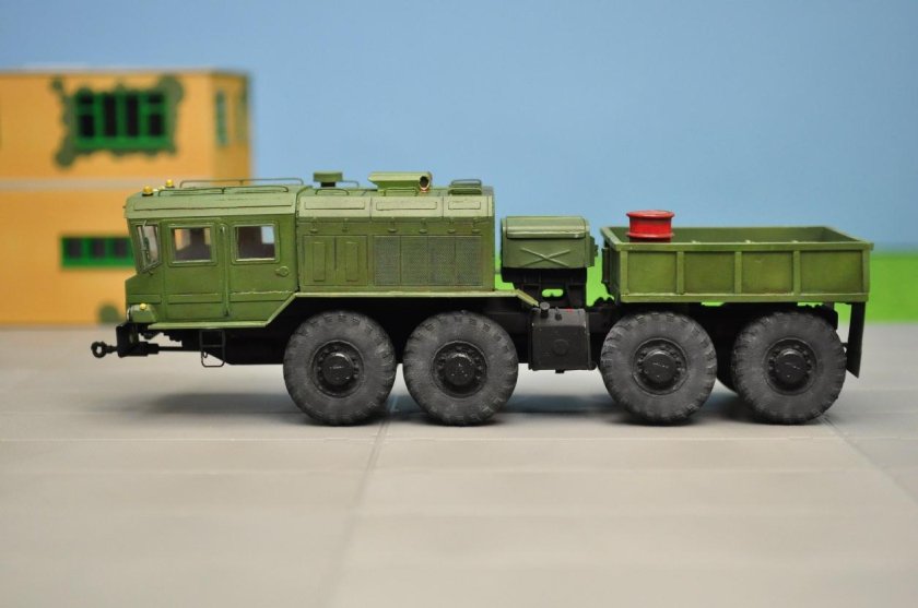 МАЗ 537 Аэродромный тягач