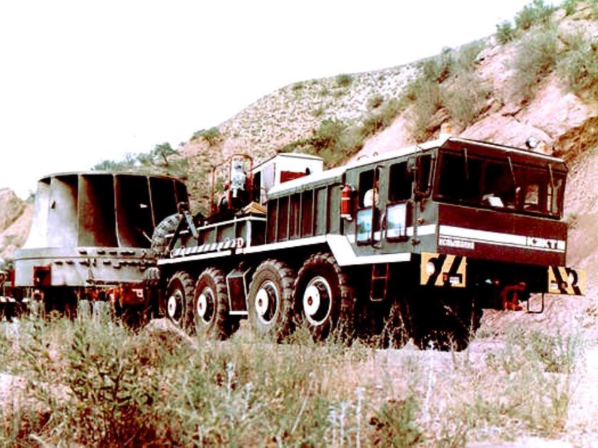 Седельный тягач КЗКТ-7428 Русич