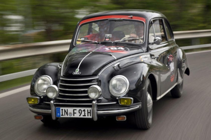 Автомобиль DKW f8