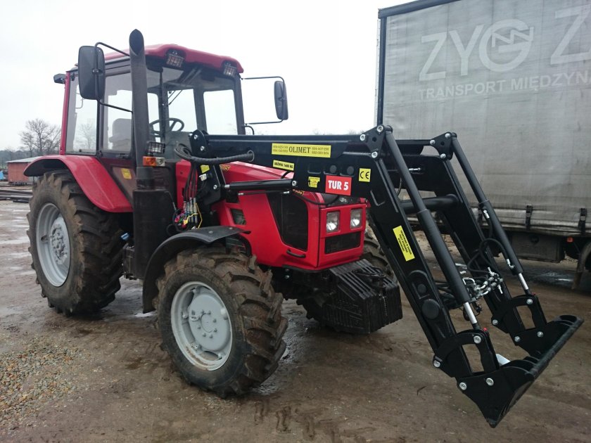 Трактор Пронар 1221