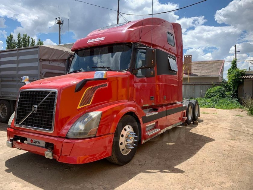 Volvo vnl 780 2015