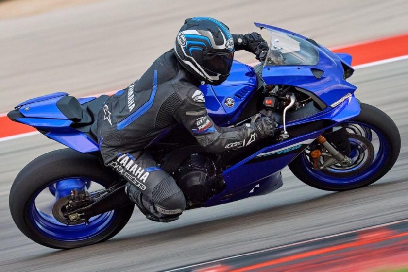 Мотоцикл yamaha