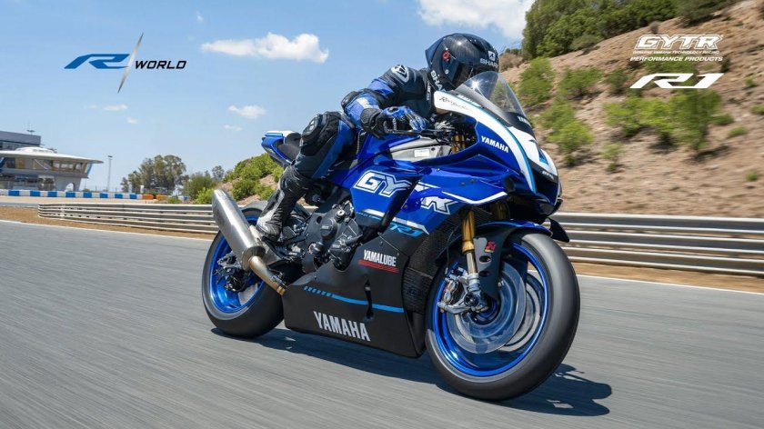 Yamaha r 1 m