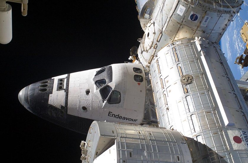 Спейс шаттл космический корабль