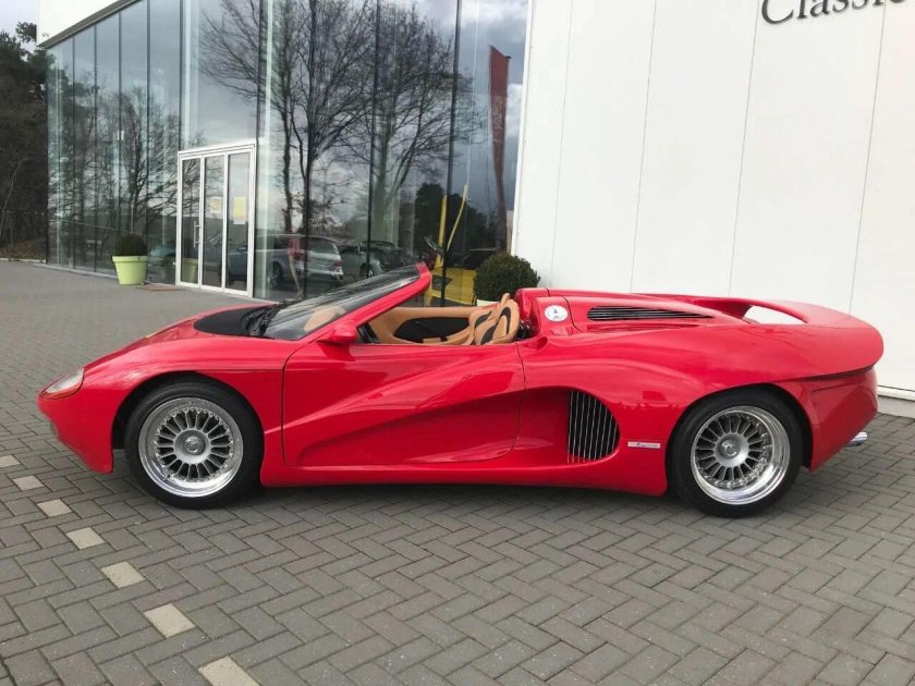 Машина Bizzarrini